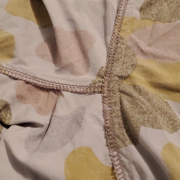 Mountain Hard Wear Coveland Women's Short - Picture 12 of 15